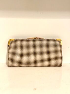 ✨ Vintage Retro White Metal Mesh Trifold Wallet Clutch ✨